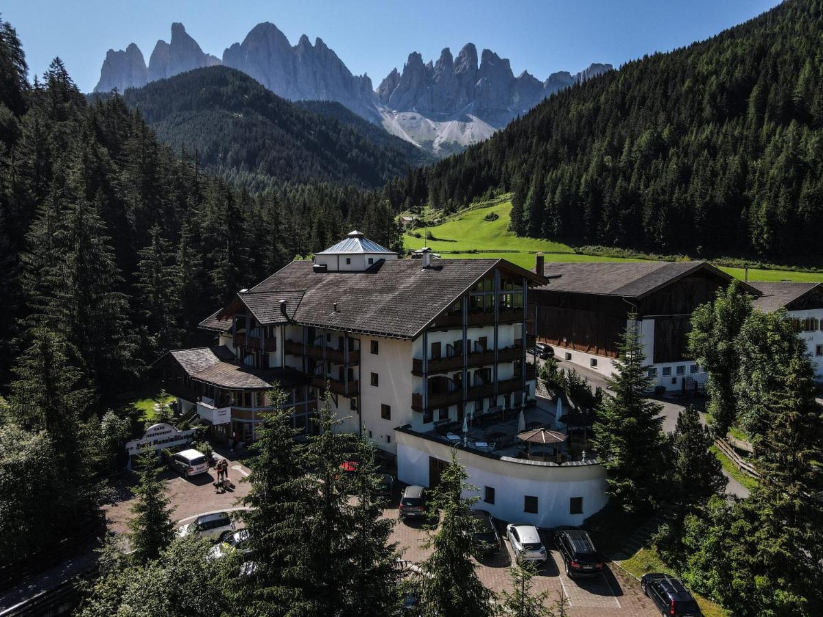 Hotel Ranuimuellerhof فونيس المظهر الخارجي الصورة