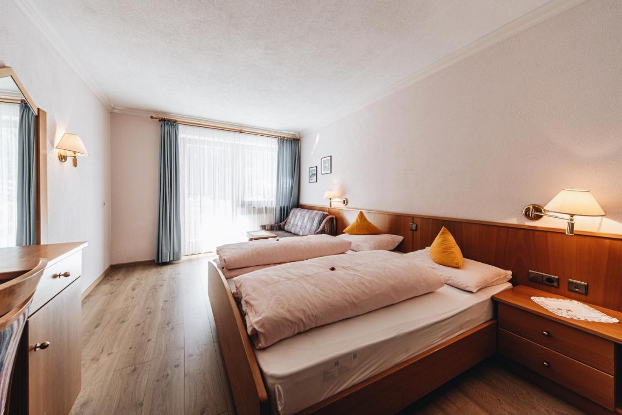 Hotel Ranuimuellerhof فونيس المظهر الخارجي الصورة
