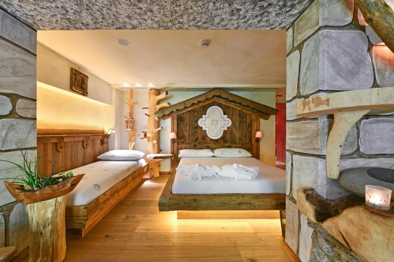 Hotel Ranuimuellerhof فونيس المظهر الخارجي الصورة